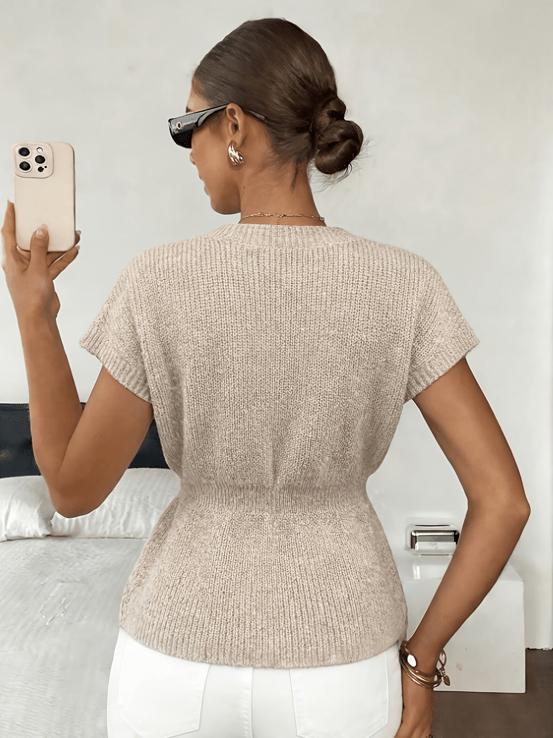 Clara | Short-Sleeve V-Neck Cardigan with Shaped Waist