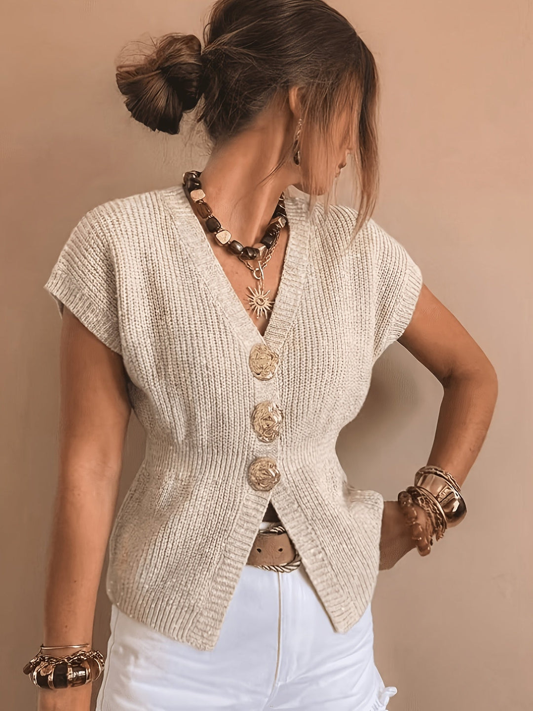 Clara | Short-Sleeve V-Neck Cardigan with Shaped Waist