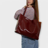 Handbag | Timeless Style, Spacious Elegance