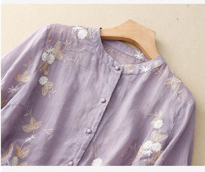 Lucy | Blouse with Floral Accent Details
