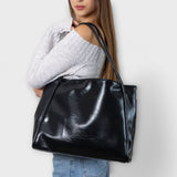 Handbag | Timeless Style, Spacious Elegance